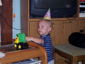 Sat Sep 30 17:46:46 2006

We celebrated Mom's birthday with Dad's family, and at Mema and Papa's house.