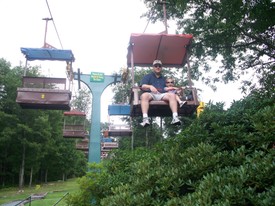 Thu 30 Jul 2009 11:48:53 AM

Dad and Andrew rode the sky lift up the hill and back.