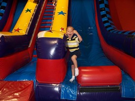 Sat 02 Oct 2010 01:58:30 PM

Andrew at a classmate's birthday party.