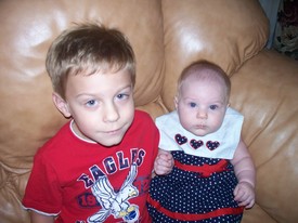 Sun 13 Sep 2009 05:32:25 PM

This pair looks like trouble, huh?