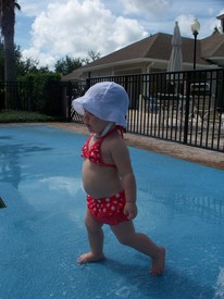 Mon 16 Aug 2010 11:21:27 AM

Dad, mom, Andrew and Gracie went to one of the pools in Fleming Island.
