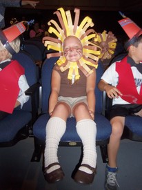 Wed 27 May 2015 08:05:27 AM

A school play.