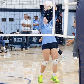 Thu 18 Sep 2025 07:36:45 PM